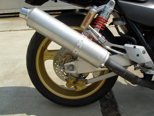 Купить мотоцикл Honda CB400SFV-2 2003 фото 14